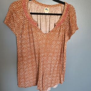 Lucky Brand + John Robshaw Rust and White Patterned Short Sleeve Top